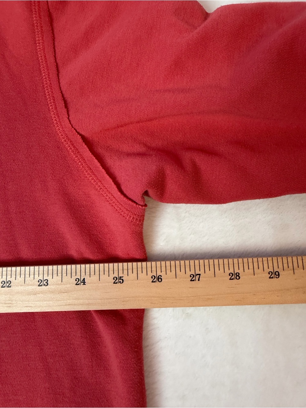 Wisconsin Badgers Distressed Hoodie 2XL Red NCAA Raw Hem Sweatshirt FLAW - Picture 3 of 6